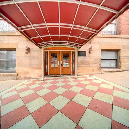 Waterfront Cleveland Apt About 1 Mi To Downtown Exterior foto